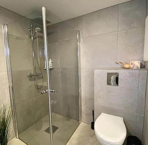 Beautiful Near Forest, Sea And Leilighet *